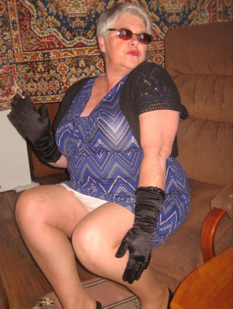 oma panty sekspornografisch foto