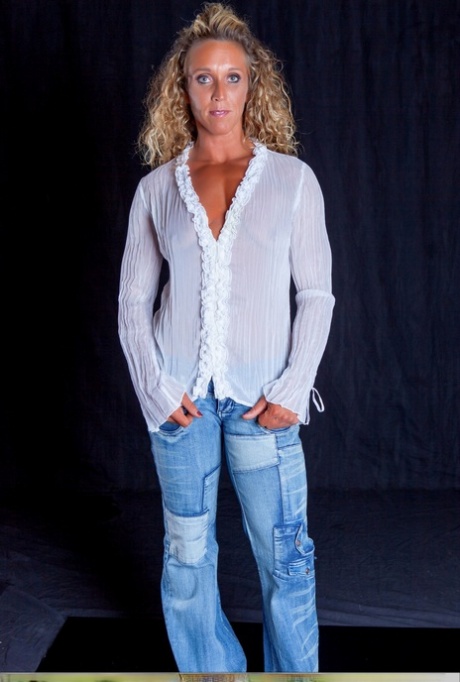 fitness milf hot naked galleries