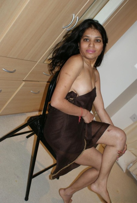 gonna asiatica porno caldo fotografie