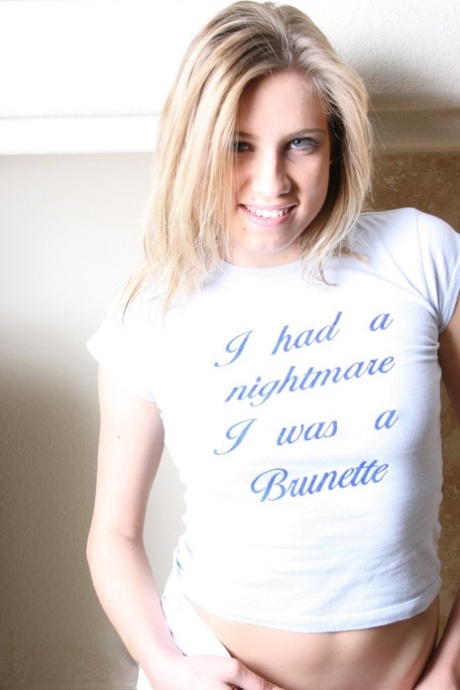 Amanda Crush perfect star image