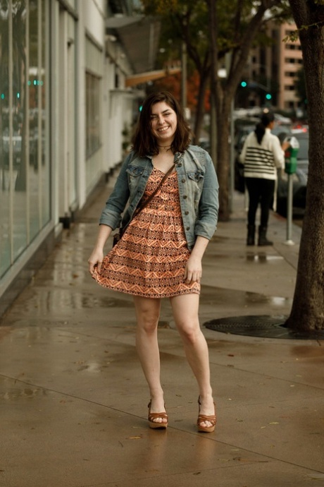 Keira Croft perfect actress pictures