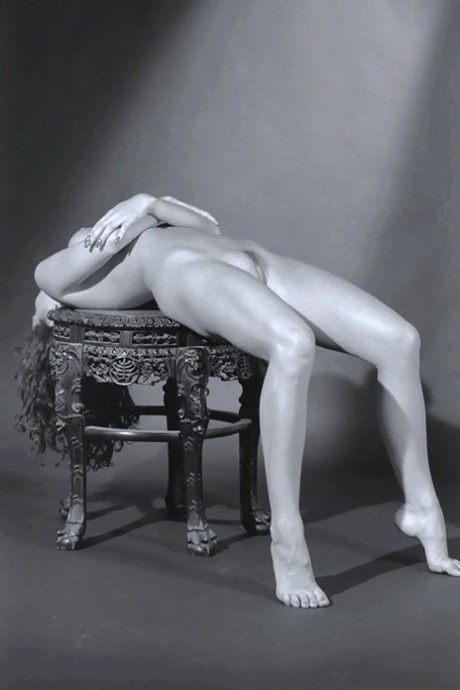 Taylor St Claire model adult archive