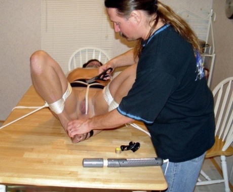 mature bondage pornographic galleries