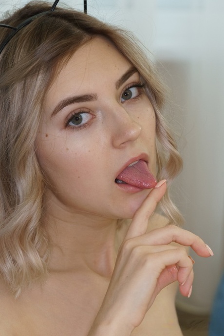 Eva Elfie pornstar pretty pictures
