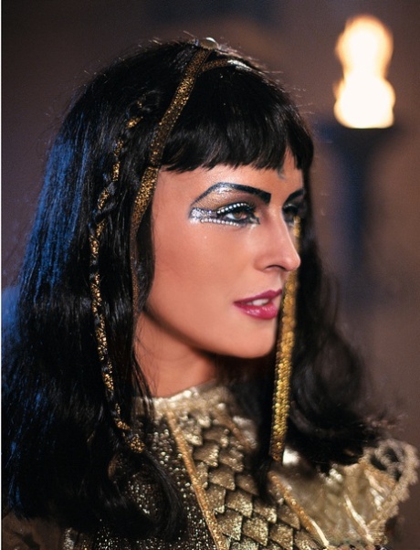 Sandra Russo star beautiful img