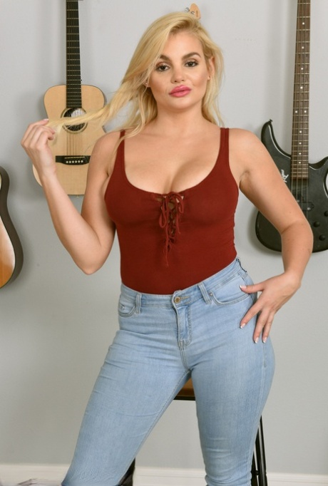 Katy Jayne pornstar sexy pictures