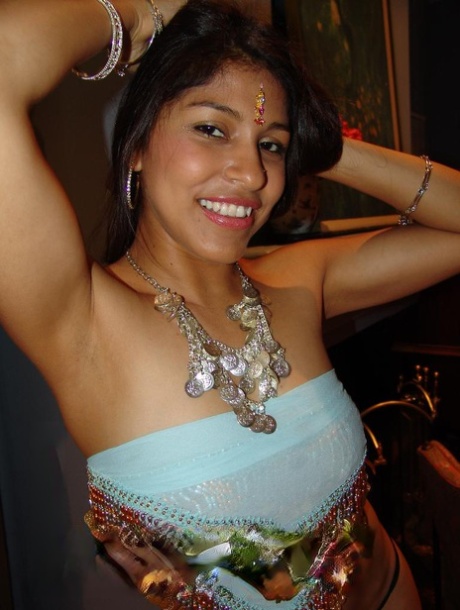 indian milf perfect gallery