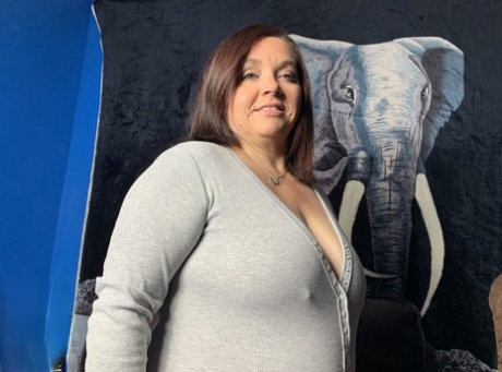 mature bbw lingerie nudes photos