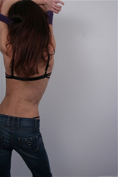 skinny cougar hd pic