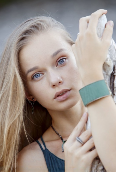 söt blond tonåring topp hd bilder