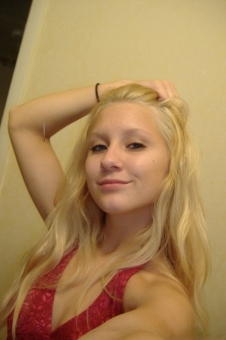 amateur teen selfie hot galleries