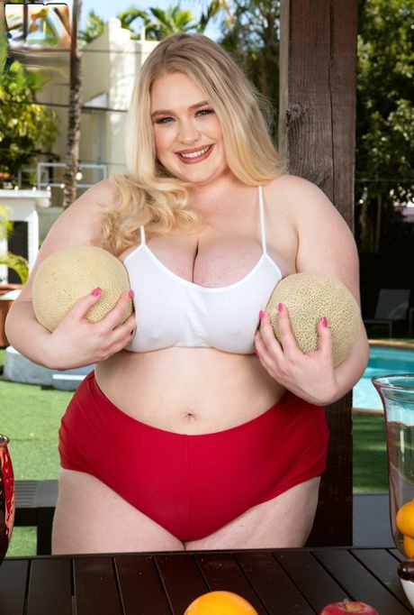 Stella Daniels model erotic galleries