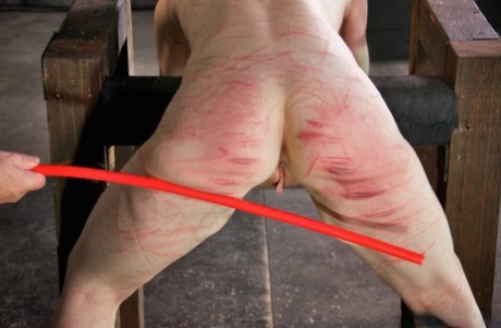 spanking pornographic img