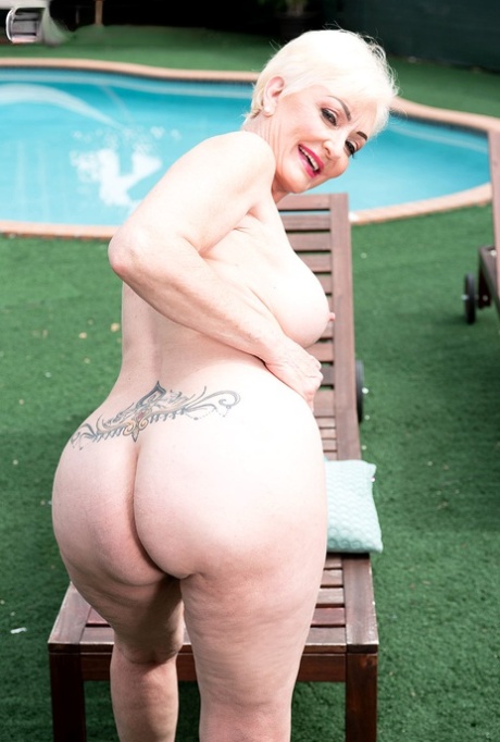 tatuagem de vovó sexy erótico imagem
