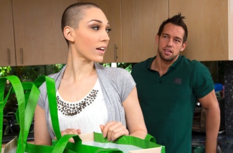 Lily Labeau pornographic model archive