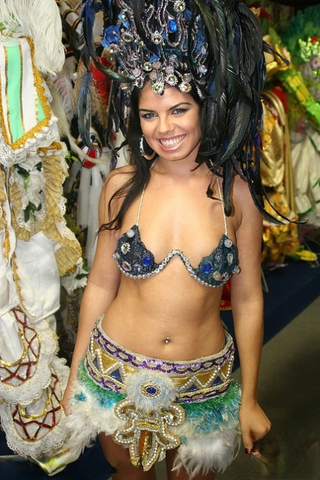 Fabiane Thompson high quality star pictures