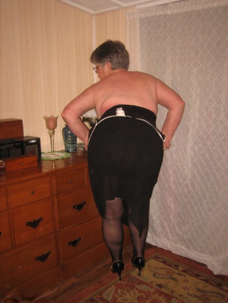 granny pantyhose free naked gallery