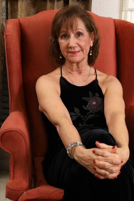 Elle Denay porn actress picture