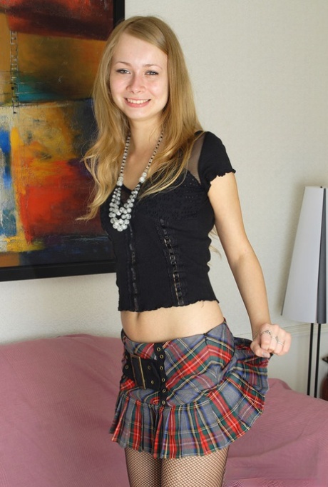 teenagerská minisukně exkluzivní porno fotografie