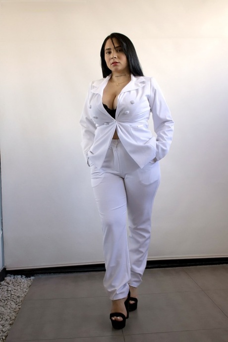 chubby latina teen exclusive img