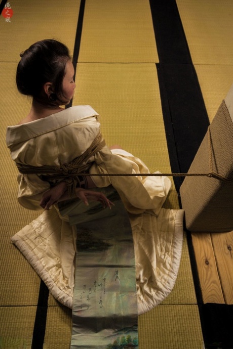 asiatisk bondage hd hot foto