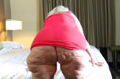 big ass granny hot porn pictures