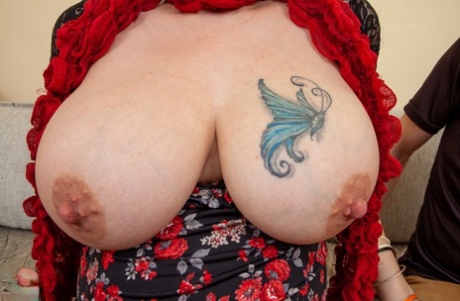dunkle Brustwarzen freie perfekte foto