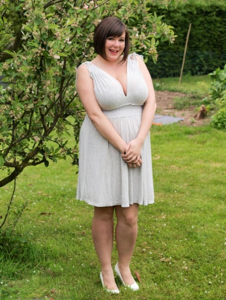 short hair bbw nudes images