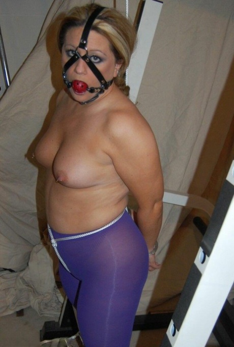 curvy bdsm hot naked pictures