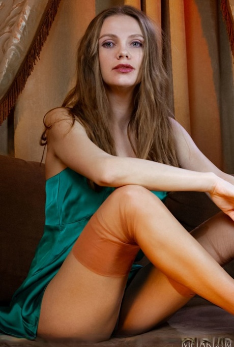 Elina De Leon model nudes photos