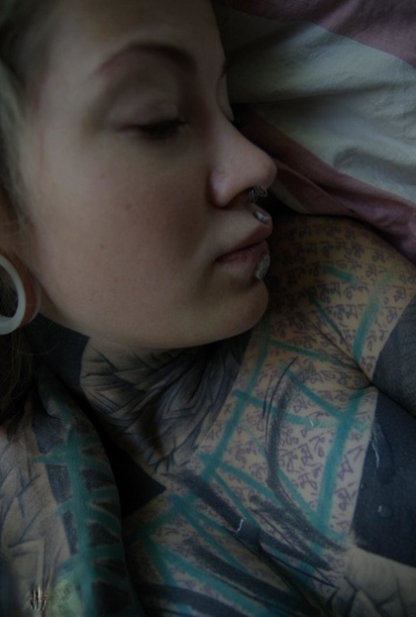 Anuskatzz pornographic actress image