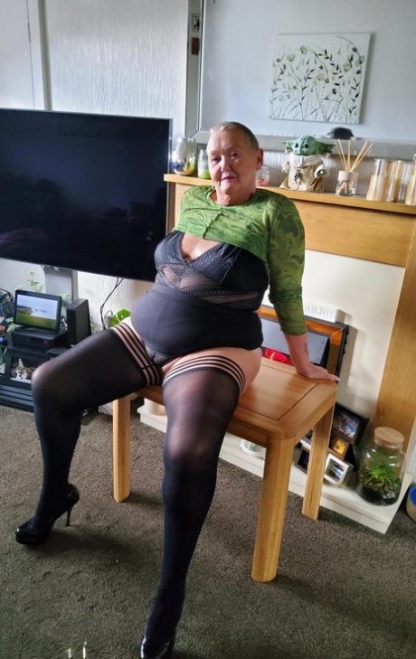 黑色大胖女人 裸體 圖片