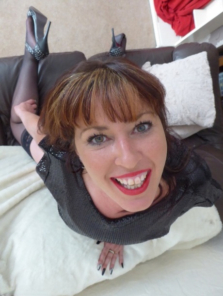 british mature hot porn pictures