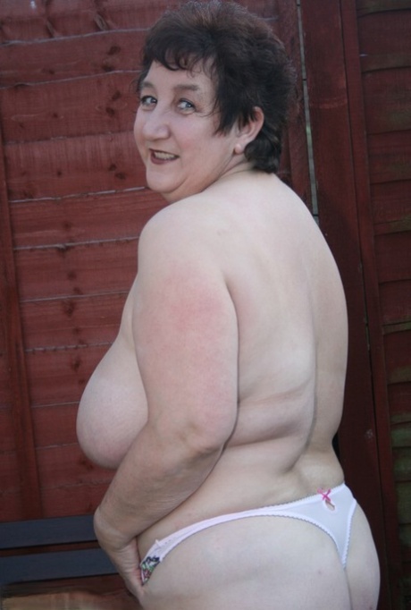 bestemor rumpe nudes fine galleri