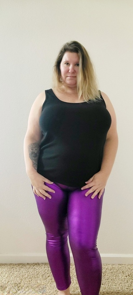 mollige Yogahosen nackt perfekte bilder