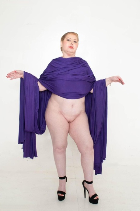 Posh Sophia best model pics