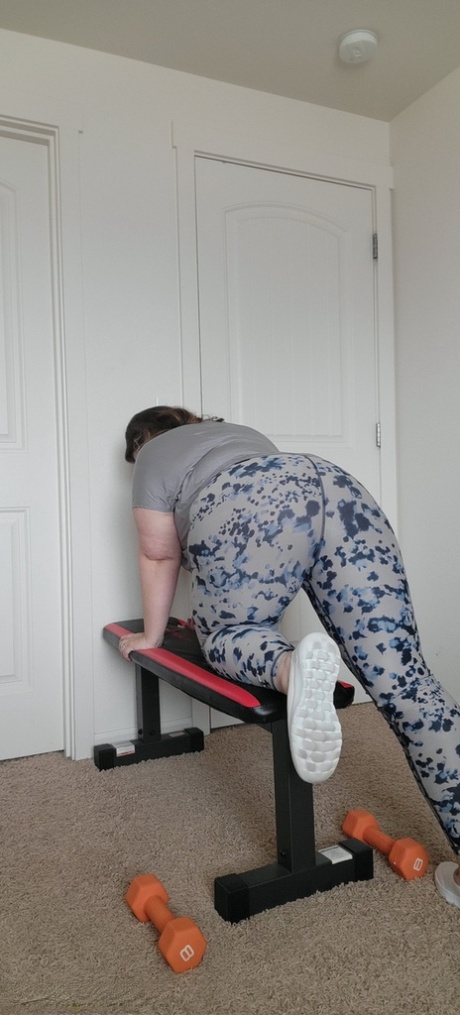chubby bent over xxx img