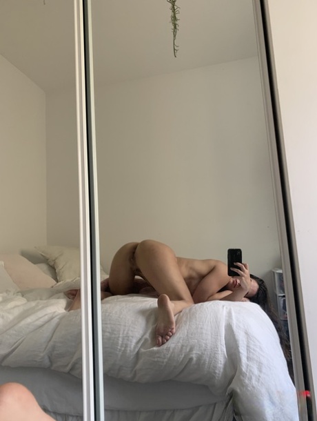 selfie v zrcadle xxx nahá sbírka