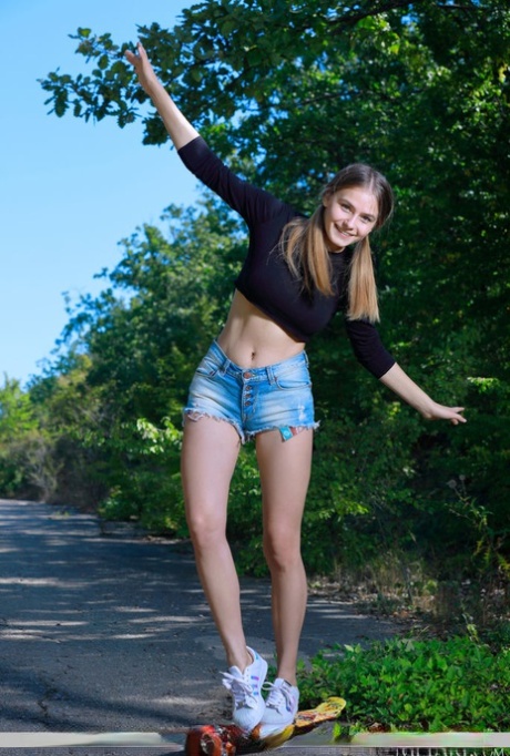 Dakota Pink pornographic model pics