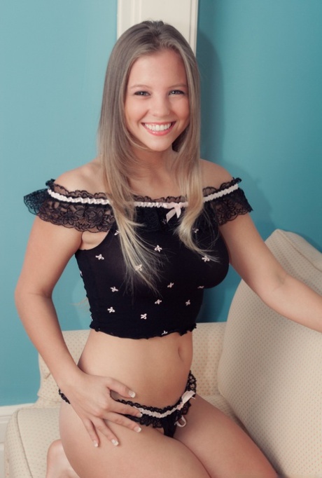 Dawson Miller model nude image