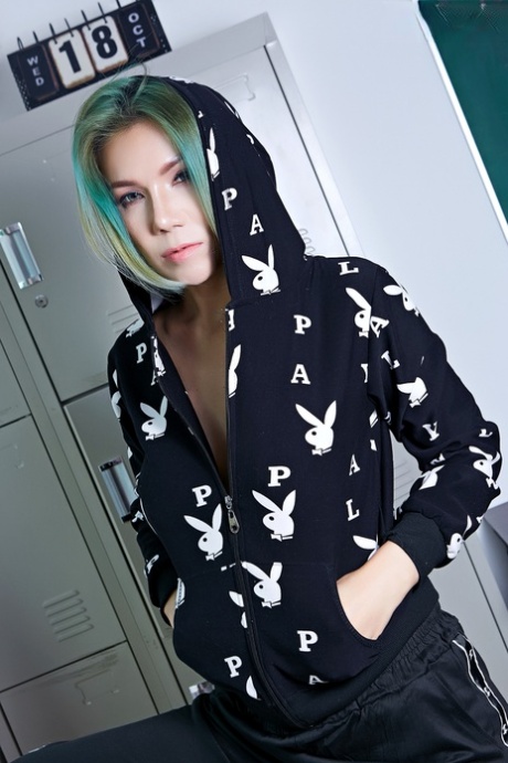 指法 熱辣裸體 圖片
