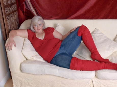 bbw boots art nude pictures
