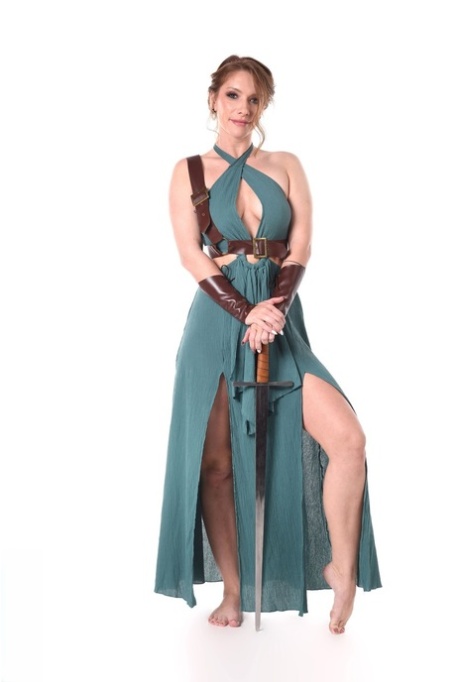 kostume top gallerier