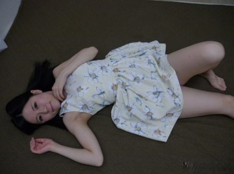 japansk nederdel nøgenbilleder perfekt Foto