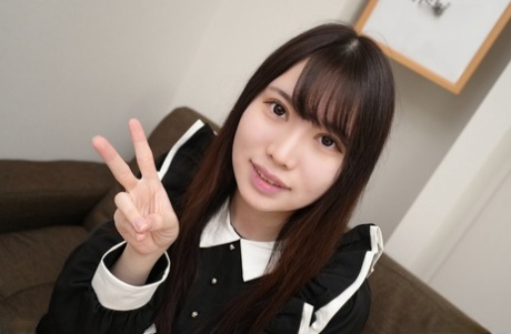 アジア人の顔 ホットxxx 写真