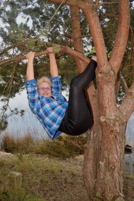 mormor gruppsex xxx hd foto