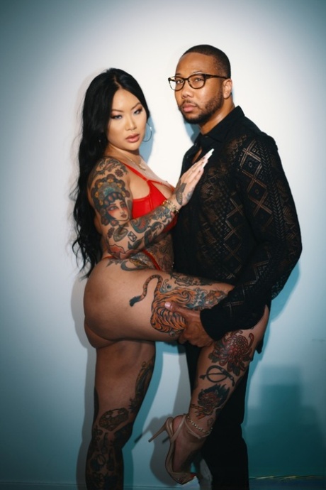 Aziatische tatoeage sexy hd afbeelding