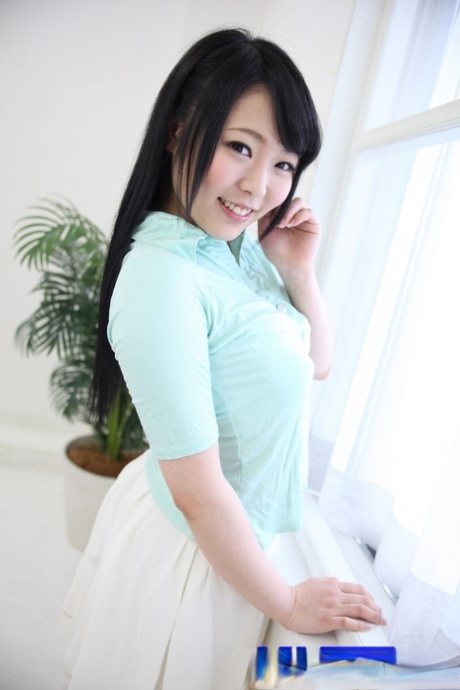 asian skirt porn photo