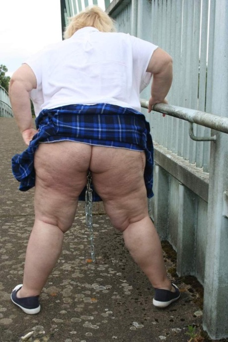 bbw bajo la falda bastante caliente galerías