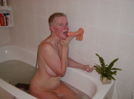 short hair bbw porno image
